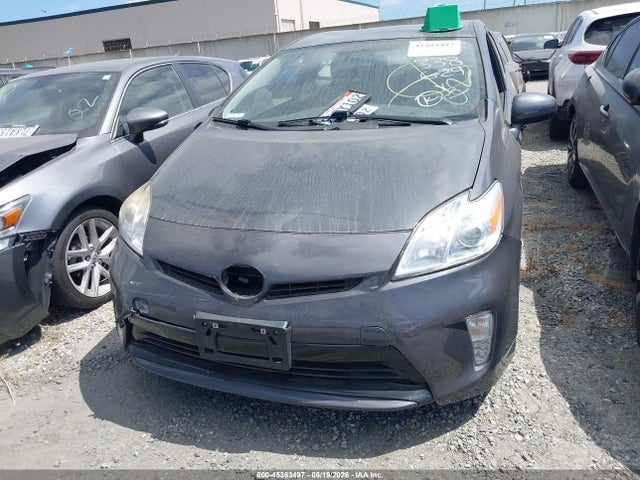 JTDKN3DU7F0413521 Toyota Prius Three