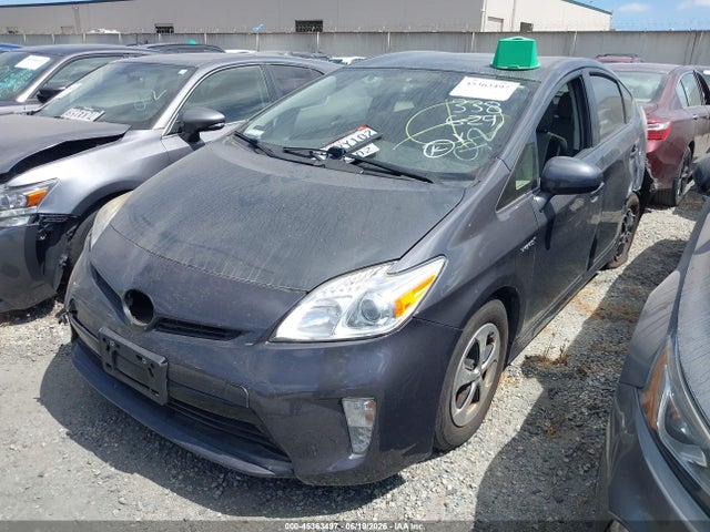 JTDKN3DU7F0413521 Toyota Prius Three