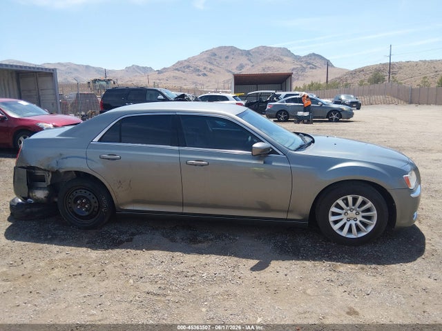 45363507 :رقم المزاد ، 2C3CCAAGXCH104666 vin ، 2012 Chrysler 300 مزاد بيع