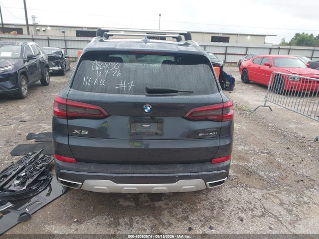 45363574 :رقم المزاد ، 5UXCR4C02N9K33613 vin ، 2022 Bmw X5 Sdrive40i مزاد بيع