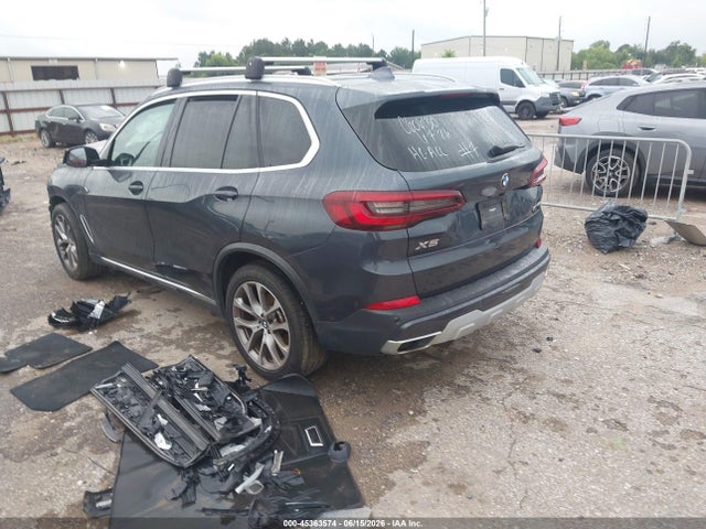45363574 :رقم المزاد ، 5UXCR4C02N9K33613 vin ، 2022 Bmw X5 Sdrive40i مزاد بيع