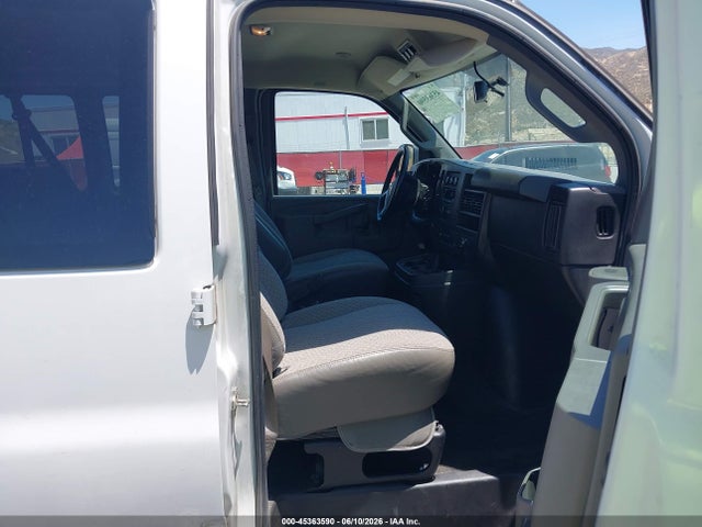 Chevrolet Express 3500 Lt 2017 1GAZGPFF8H1305512 Image 5