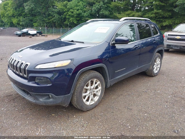 Jeep Cherokee Latitude 2016 1C4PJMCSXGW219572 Image 2