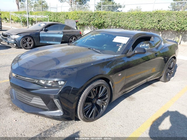 Chevrolet Camaro 1lt 2017 1G1FB1RS6H0121358 Image 2