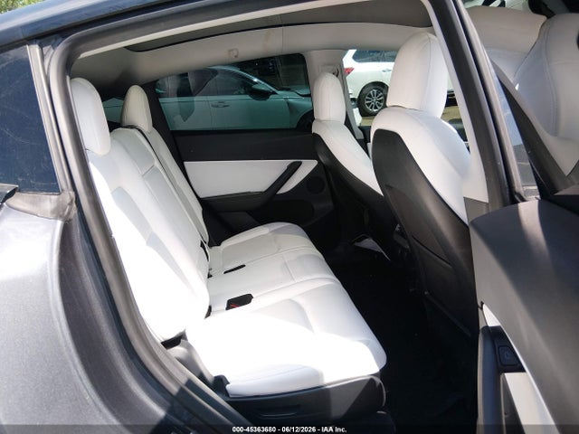 2021 Tesla Model Y Long Range Dual Motor All-wheel Drive მანქანა იყიდება აუქციონზე, vin: 5YJYGAEE1MF130983, აუქციონის ნომერი: 45363680