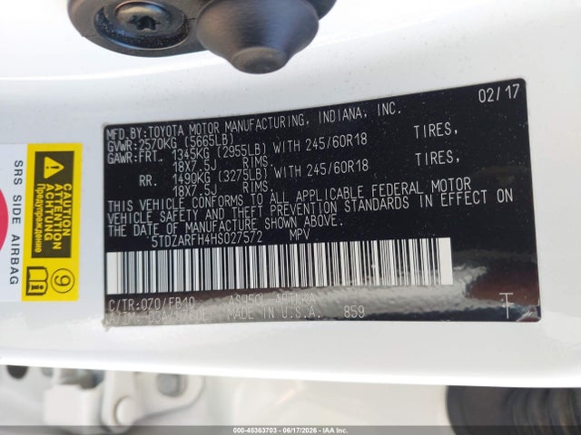 5TDZARFH4HS027572 Toyota Highlander Le