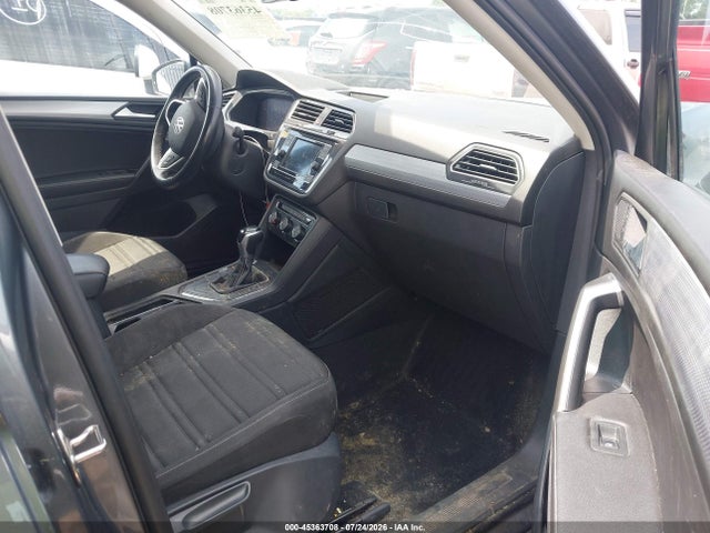45363708 :رقم المزاد ، 3VV1B7AX6NM012405 vin ، 2022 Volkswagen Tiguan 2.0t S مزاد بيع