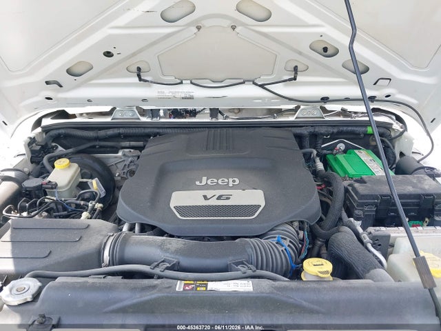 45363720 :رقم المزاد ، 1C4BJWKG1FL672451 vin ، 2015 Jeep Wrangler Unlimited Sport Rhd مزاد بيع