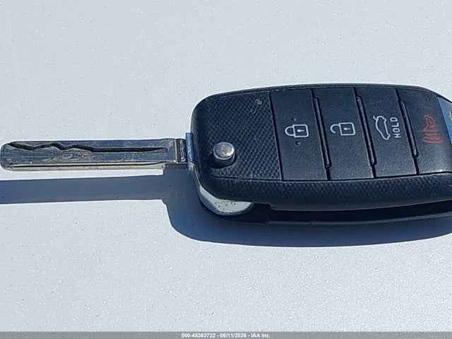 KNAGM4A79E5484246 KIA Optima Lx