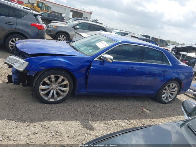 Продажа на аукционе авто 2018 Chrysler 300 Touring, vin: 2C3CCAAG3JH264367, номер лота: 45363734