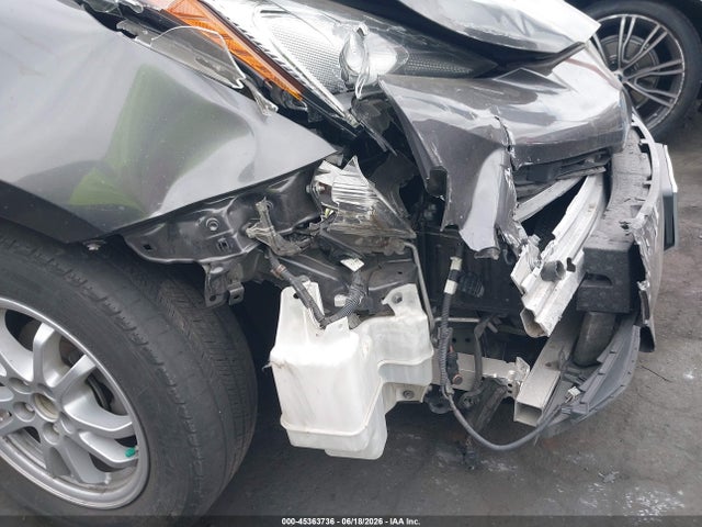 Toyota Prius Two 2018 JTDKBRFU5J3062155 Image 20