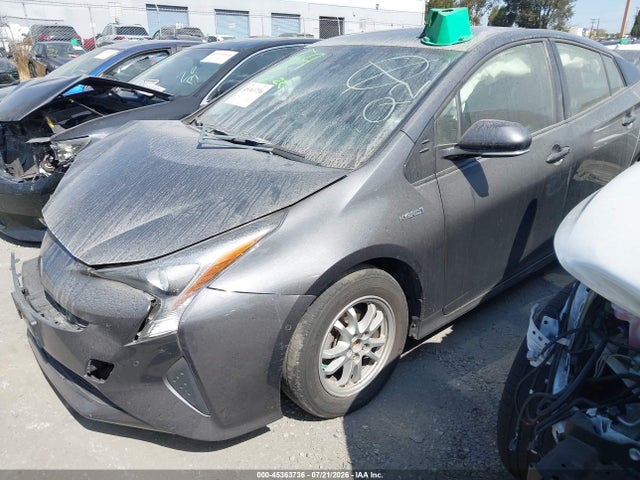 Toyota Prius Two 2018 JTDKBRFU5J3062155 Image 2