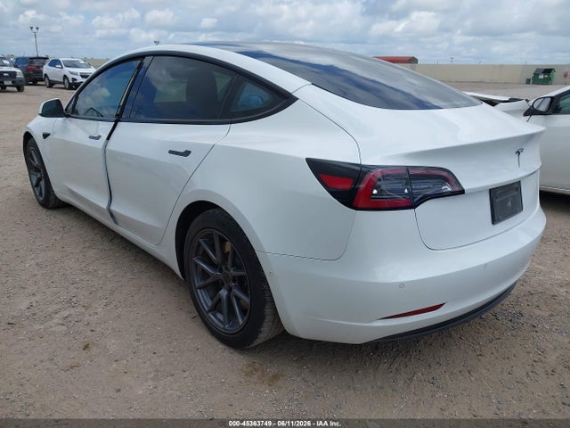 45363749 :رقم المزاد ، 5YJ3E1EA3MF962631 vin ، 2021 Tesla Model 3 Standard Range Plus Rear-wheel Drive مزاد بيع