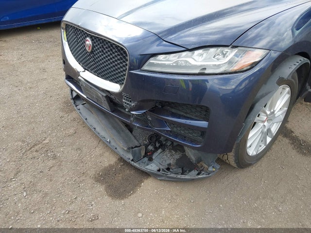 Jaguar F-pace 20d Prestige 2017 SADCK2BN8HA086258 Image 12