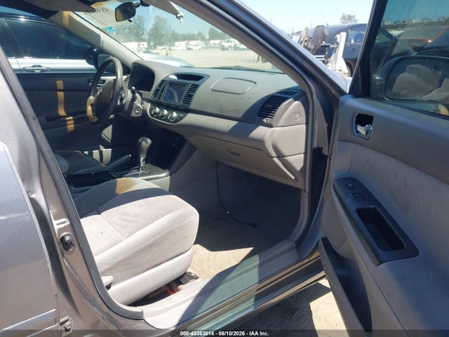 45363814 :رقم المزاد ، 4T1BF32K76U623278 vin ، 2006 Toyota Camry Le V6 مزاد بيع