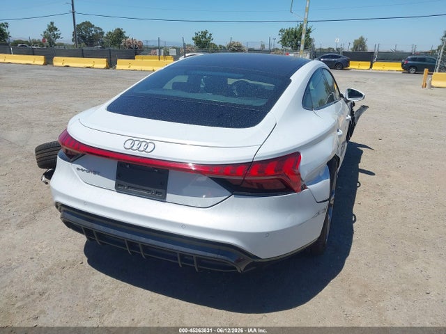 Продажа на аукционе авто 2024 Audi E-tron Gt Premium Plus Quattro, vin: WAUFJBFW4R7004763, номер лота: 45363831