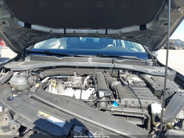 45363839 :رقم المزاد ، 3VWG57BU5KM061415 vin ، 2019 Volkswagen Jetta 1.4t Sel Premium مزاد بيع