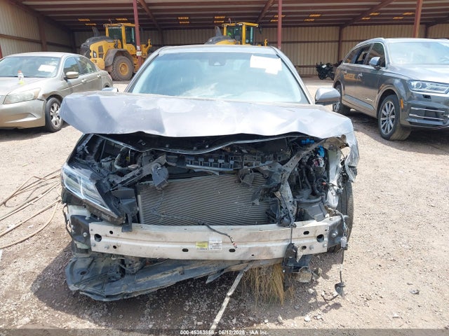 45363858 :رقم المزاد ، 4T1C11AK1LU963756 vin ، 2020 Toyota Camry Le مزاد بيع