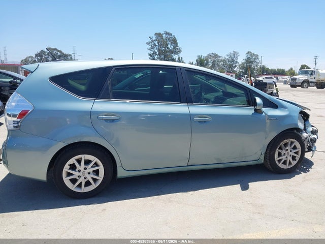 Toyota Prius V Three 2014 JTDZN3EU6EJ014802 Image 13
