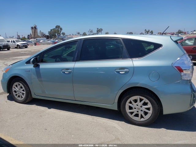 Toyota Prius V Three 2014 JTDZN3EU6EJ014802 Image 14