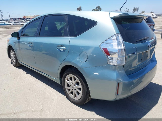 Toyota Prius V Three 2014 JTDZN3EU6EJ014802 Image 3