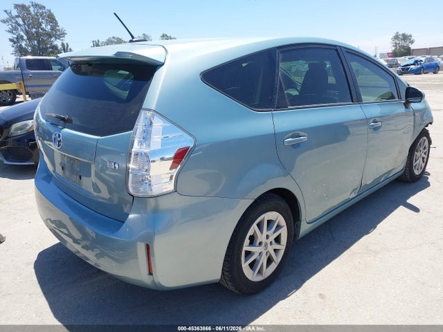 Toyota Prius V Three 2014 JTDZN3EU6EJ014802 Image 4