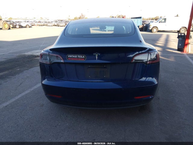 Tesla Model 3 Long Range/mid Range 2018 5YJ3E1EA2JF046194 Image 16