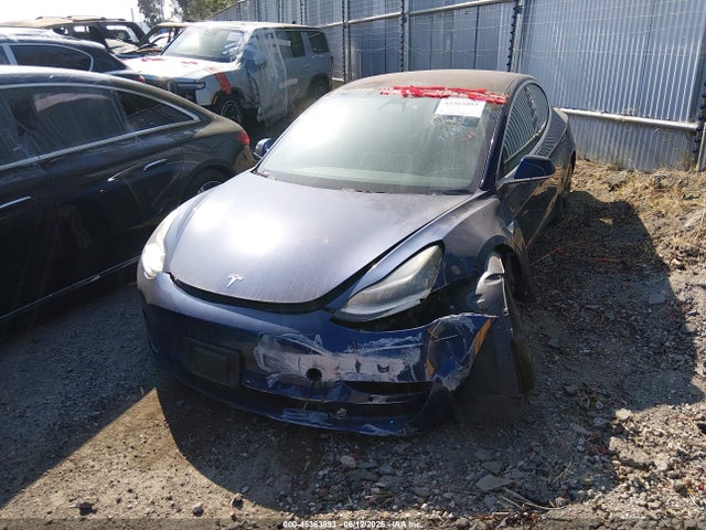 Tesla Model 3 Long Range/mid Range 2018 5YJ3E1EA2JF046194 Image 2