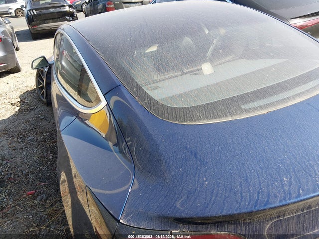 Tesla Model 3 Long Range/mid Range 2018 5YJ3E1EA2JF046194 Image 3