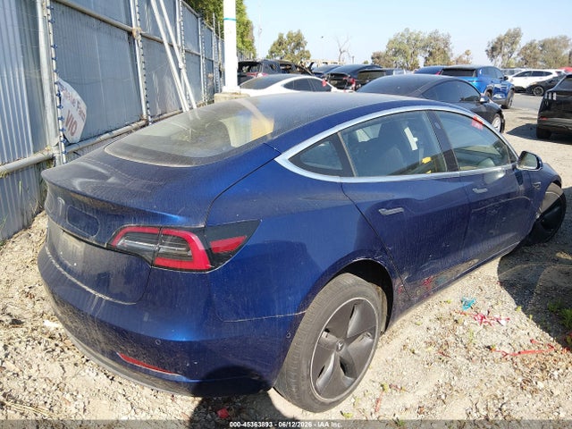 Tesla Model 3 Long Range/mid Range 2018 5YJ3E1EA2JF046194 Image 4