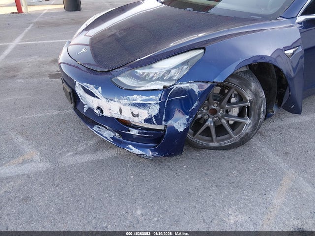 Tesla Model 3 Long Range/mid Range 2018 5YJ3E1EA2JF046194 Image 6