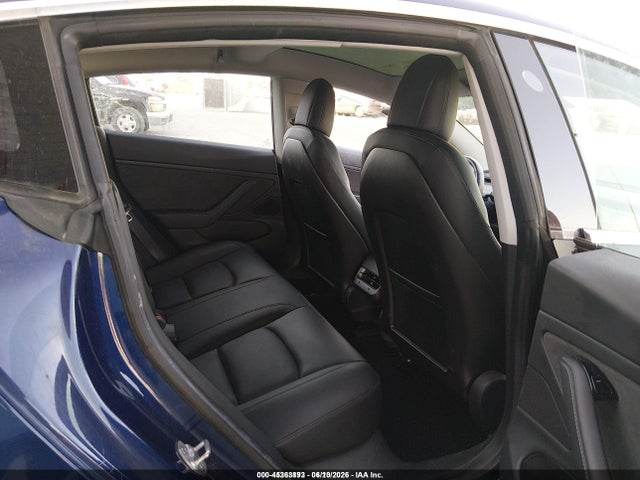 Tesla Model 3 Long Range/mid Range 2018 5YJ3E1EA2JF046194 Image 8
