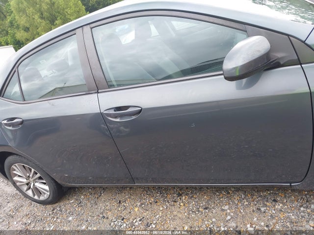 Toyota Corolla Le Plus 2015 5YFBURHE6FP179404 Image 13