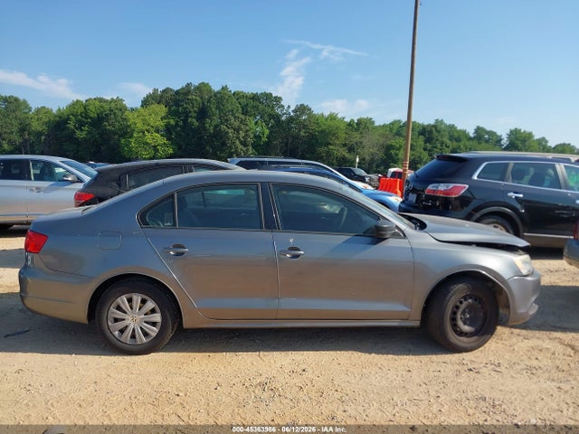 Продажа на аукционе авто 2011 Volkswagen Jetta 2.0l S, vin: 3VW2K7AJ0BM010107, номер лота: 45363986