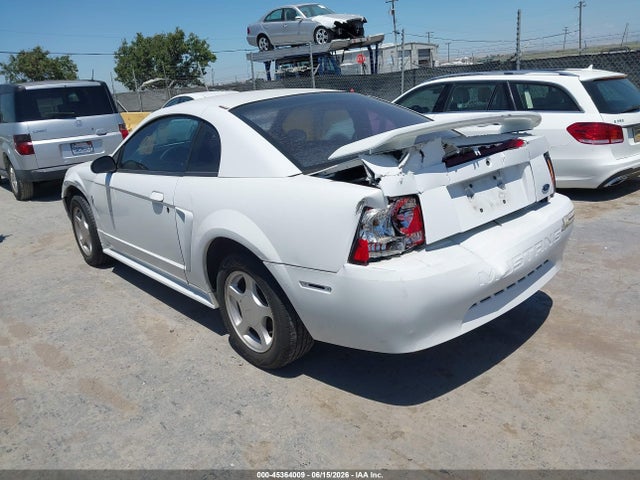 45364009 :رقم المزاد ، 1FAFP40483F308363 vin ، 2003 Ford Mustang مزاد بيع