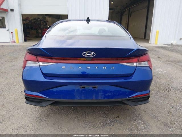 5NPLL4AG8MH044425 Hyundai ELANTRA SE