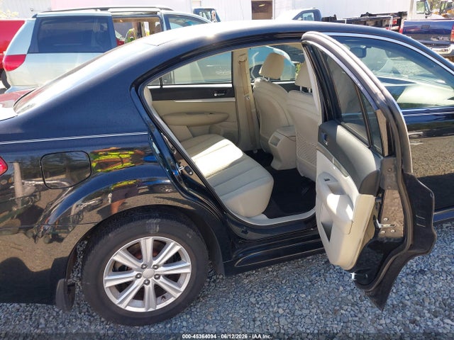 2011 Subaru Legacy 2.5i Premium მანქანა იყიდება აუქციონზე, vin: 4S3BMCG66B3262633, აუქციონის ნომერი: 45364094