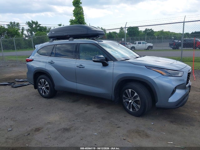 Aukcja sprzedaży 2022 Toyota Highlander Xle, vin: 5TDGZRBH4NS249871, numer aukcji: 45364119