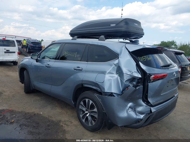 Aukcja sprzedaży 2022 Toyota Highlander Xle, vin: 5TDGZRBH4NS249871, numer aukcji: 45364119