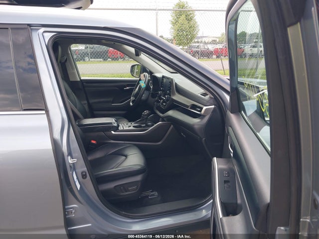 Aukcja sprzedaży 2022 Toyota Highlander Xle, vin: 5TDGZRBH4NS249871, numer aukcji: 45364119