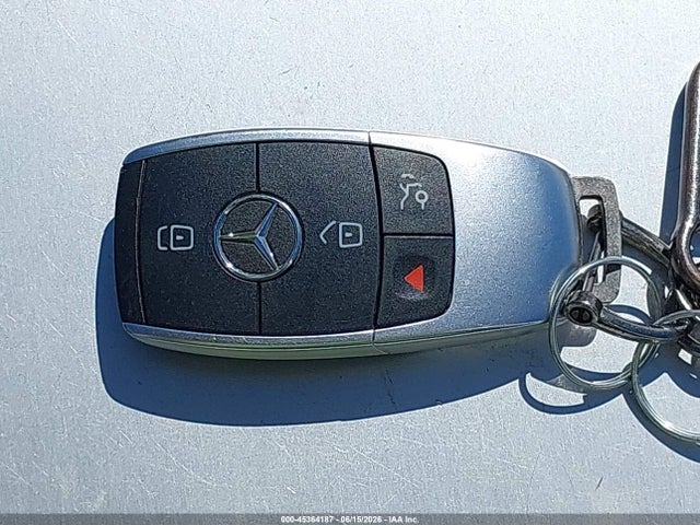 2021 Mercedes-benz C 300 4matic მანქანა იყიდება აუქციონზე, vin: W1KWF8EB4MR646666, აუქციონის ნომერი: 45364187