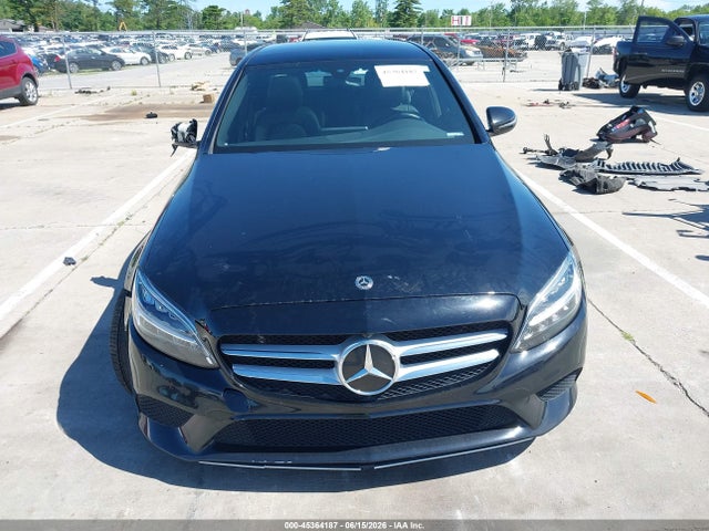 2021 Mercedes-benz C 300 4matic მანქანა იყიდება აუქციონზე, vin: W1KWF8EB4MR646666, აუქციონის ნომერი: 45364187