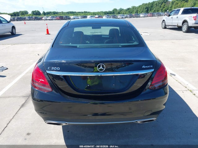 2021 Mercedes-benz C 300 4matic მანქანა იყიდება აუქციონზე, vin: W1KWF8EB4MR646666, აუქციონის ნომერი: 45364187