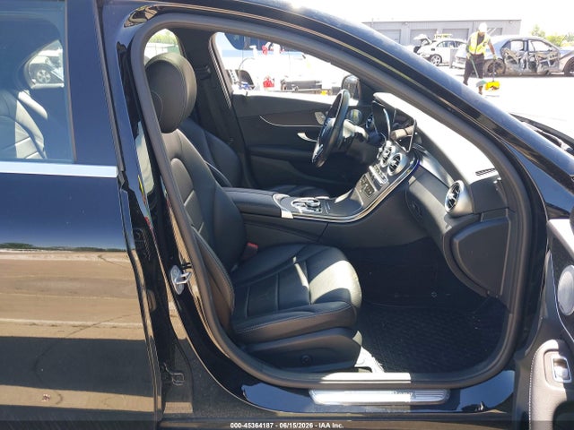 2021 Mercedes-benz C 300 4matic მანქანა იყიდება აუქციონზე, vin: W1KWF8EB4MR646666, აუქციონის ნომერი: 45364187