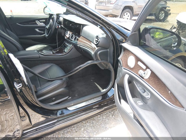 Mercedes-Benz E 350 2022 W1KZF8DB3NB084669 Image 5