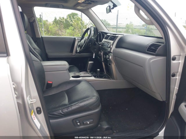 2010 Toyota 4runner Sr5 V6 მანქანა იყიდება აუქციონზე, vin: JTEBU5JR0A5002953, აუქციონის ნომერი: 45364238