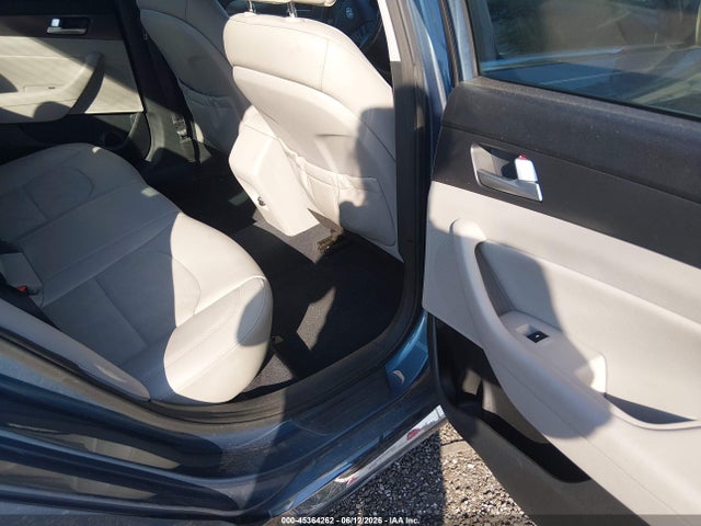 45364262 :رقم المزاد ، 5NPE34AF7FH130490 vin ، 2015 Hyundai Sonata Sport مزاد بيع