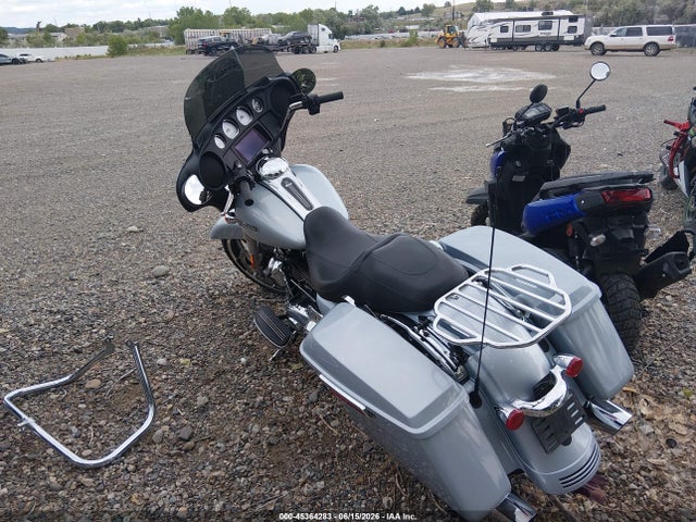 Harley-Davidson FLHX 2023 1HD1KBC17PB608643 Image 3