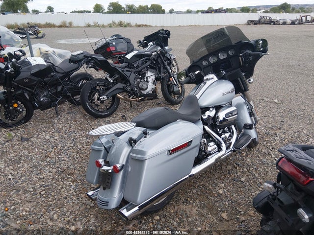 Harley-Davidson FLHX 2023 1HD1KBC17PB608643 Image 4