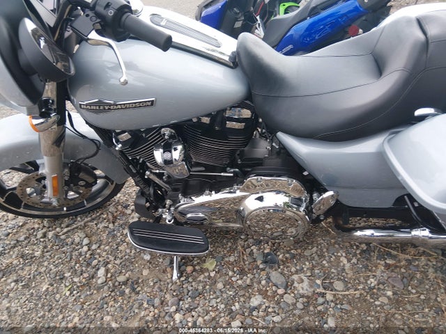 Harley-Davidson FLHX 2023 1HD1KBC17PB608643 Image 9
